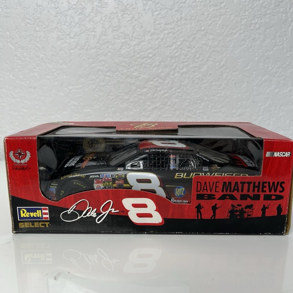 2004 Action Dale Earnhardt Jr. Budweiser Dave Matthews Band 1:24 NASCAR Diecast